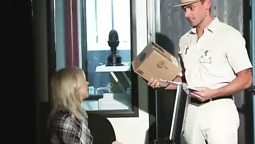 minyon anal bebeğin ofis takıntısı – ryan delici ve isabella