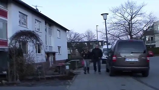 Erkek delisi Alman sürtük ile bu amatör seansa dal