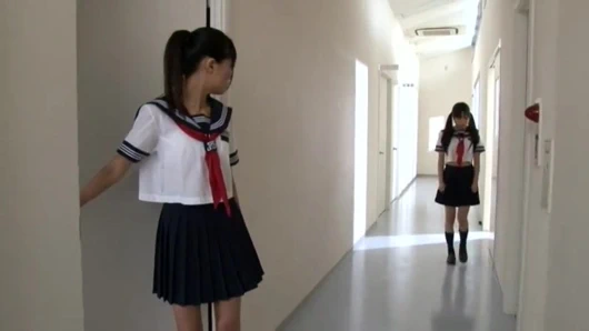 Lady-100: lezbiyen kulübü (EroJapanese tarafından ingilizce altyazılı)