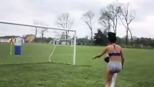 şortlu sportif fahişe