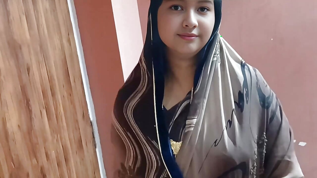 ATEŞLI ÖĞRETMEN EKSTRA NOTLARı IÇIN ÖĞRENCI ILTIFATı ILE TATMIN OLDU