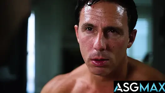 Yıkıcı filmler - Reese Rideout üvey oğluna adam gibi yarak aldırarak erkekliğini öğretiyor