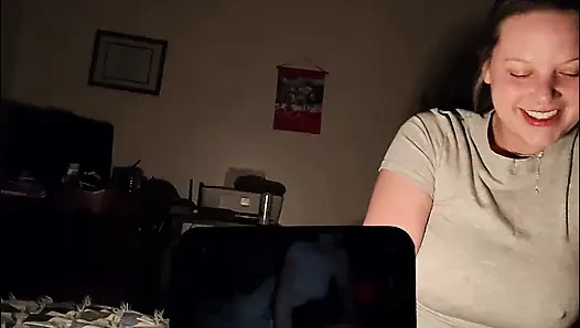 Gıcık Bir Yatakta Sinsi Seks Herkes Bizi Duydu
