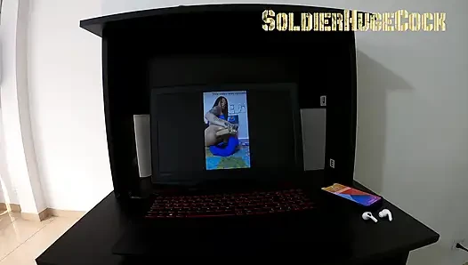 Yeni komşum bir porno aktrisi