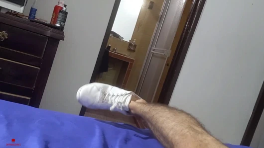 Masum yüzlü üvey kız kardeşim bana harika bir oral seks yapmasına izin vermemi istiyor