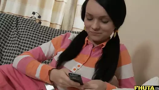 Küçücük genç cumdripping şaşkın pislik