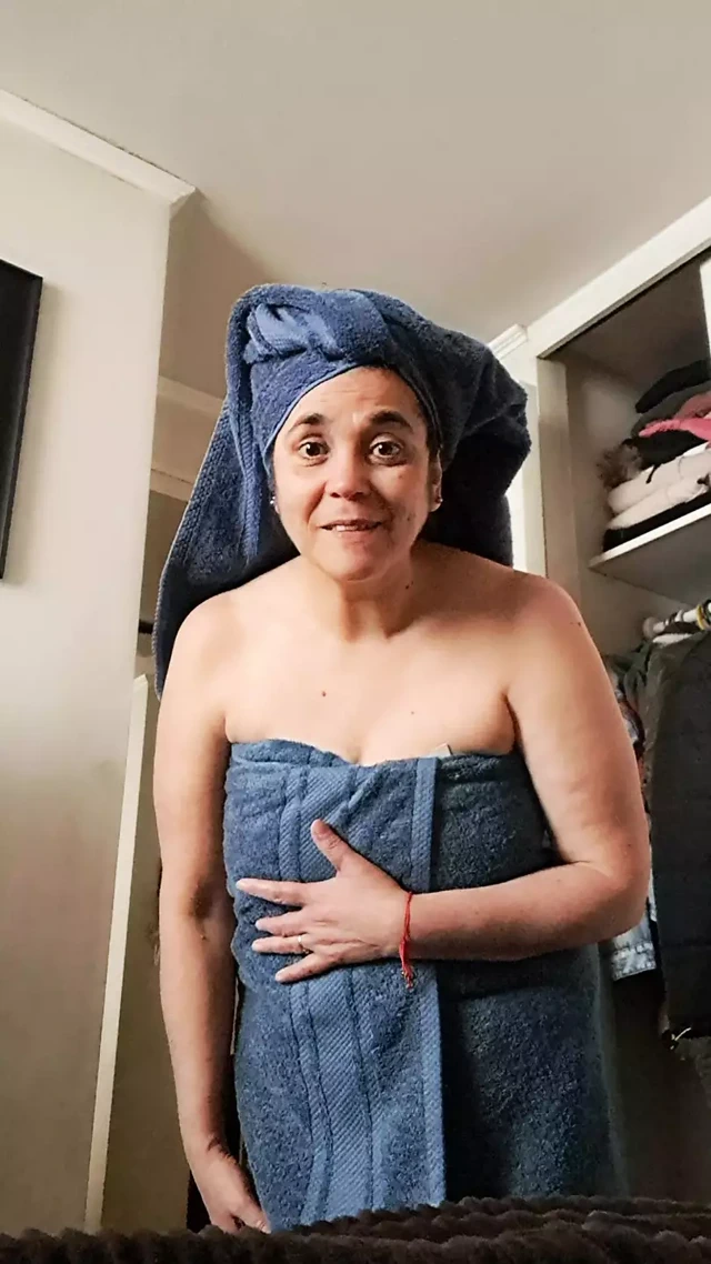 Kocamın oğlu yatak odamda hediyesini bekliyor