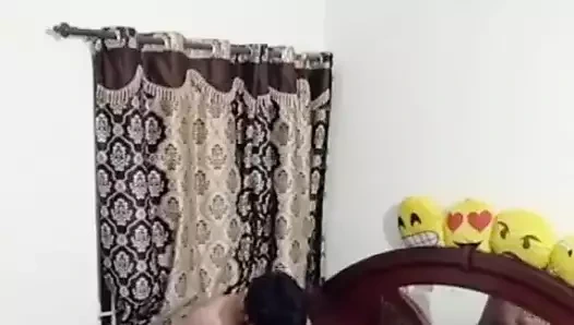 Tamil ev hanımı sikiş videosu 6