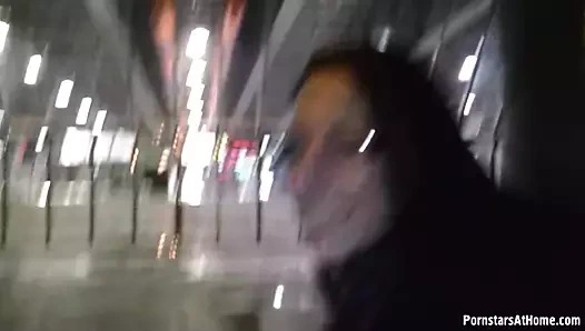 Çek kız çiş (gözlük)