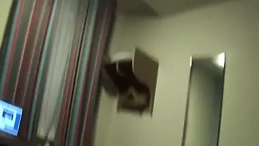 Cam taşlarla dolu bir göbek - karnımda 100'den fazla tıkırtı