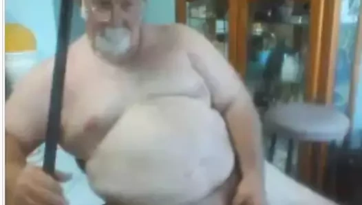 büyükbaba inme üzerinde cam