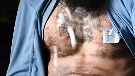 Dik latin adam büyük horoz ve harika atış