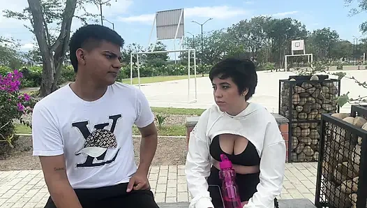 Трахни ее жестко в ее вкусную киску