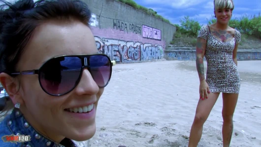 Punkie babe fucked on the beach  and squirting orgasm