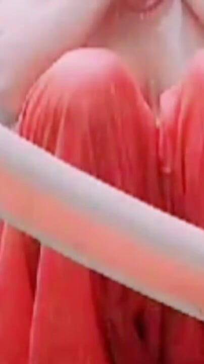 Ateşli kız banyo yapıyor ateşli seksi video ateşli güzel kız ateşli göğüslerini banyo yaptırıyor | Klip 1