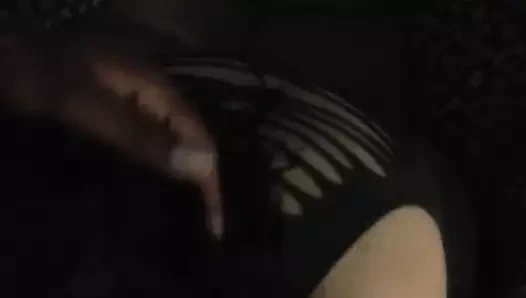 Duştan yeni çıkmış oral seks!!! bayandan?? havluya boşalmak!