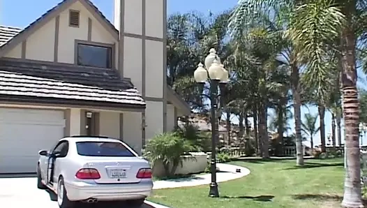 Bağlı ve kelepçeli azgın alıyorum!