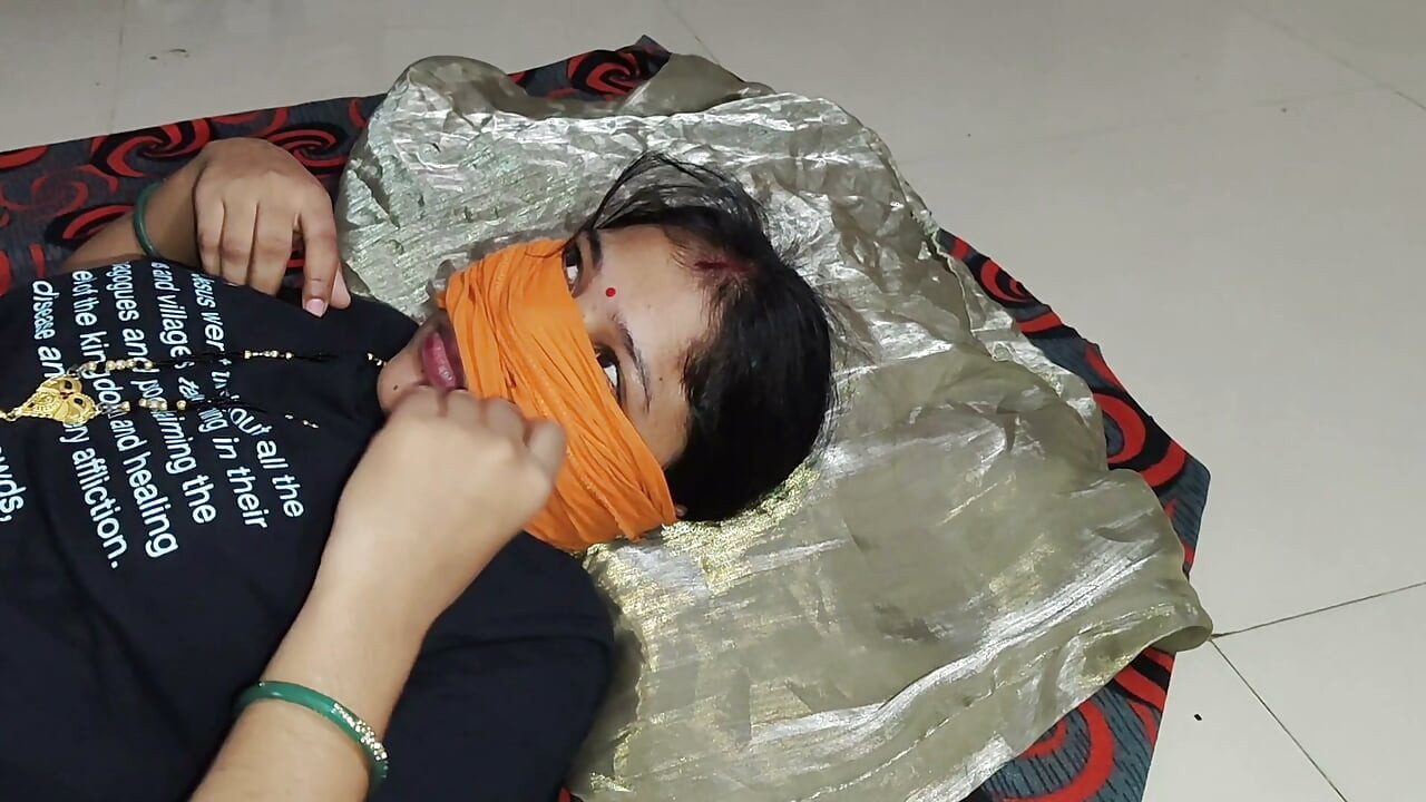 bhabhi Ne Munh Mein chusa land Hindi video Indian