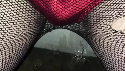 kırmızı ipek külot pissing