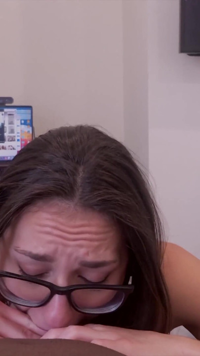 Andi Rose - Thrillys Apartment