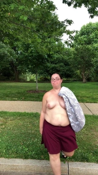 üstsüz yürüyüş washington dc