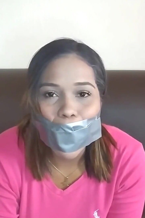 Koli bandı dekolte ağzı tıkalı güzellik hassas öğürme refleksi var!