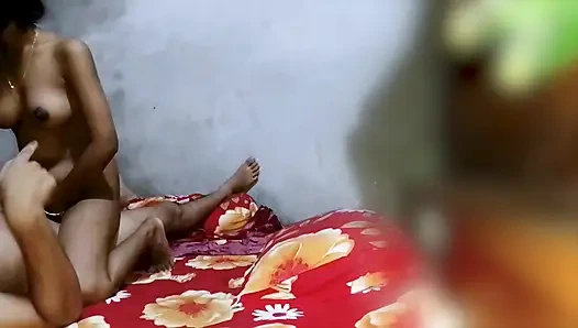 Otel odasında tasnim yeni sert seks videosu.