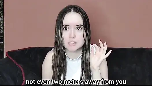 Sen benim kısa yaraklı erkek arkadaşımsın ve giyindiğimde beni rahatsız etmeye geldin