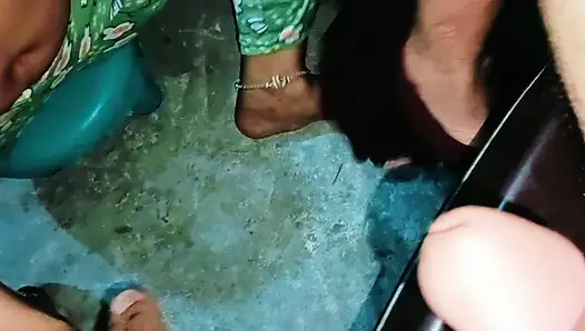 Hintli yenge ağzına boşalana kadar yarak emiyor Hintçe yakın çekim yüz sikişi videosu - ağıza boşalma derleme videosu