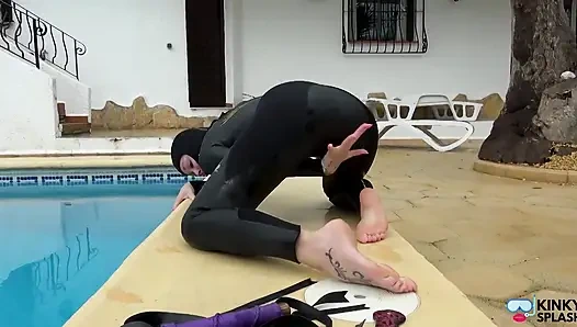 Neoprene şaplak atma kürek ve amcık kırbaçlama