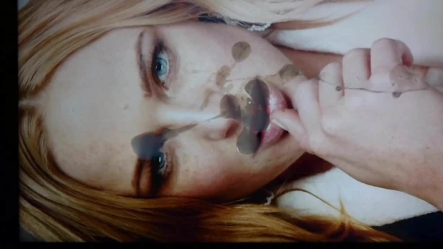 Caity lotz boşalıyor