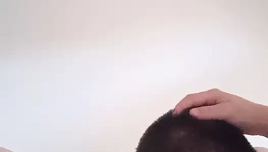 Genç erkek arkadaşımı ye ve kapa çeneni