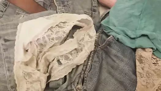 Kız kardeşimin dantel külot pt1 üzerinde Cummings