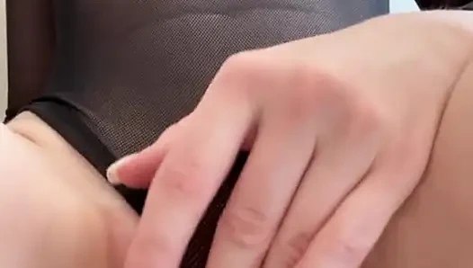 Sızdırılmış video yıldızı üvey anne. Amcık yakın çekim