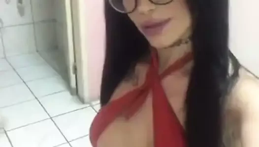 İnanılmaz Brezilyalı transeksüel (transeksüel ameliyatlı)