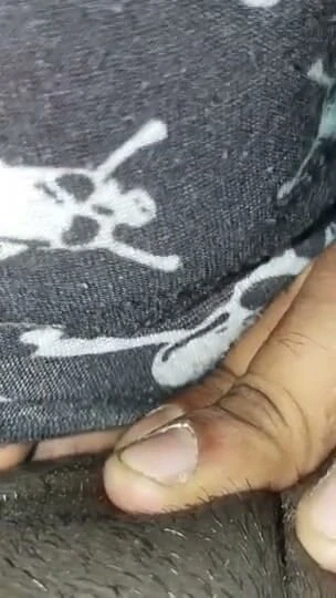 Seksi Karımın Islak Creampie Tüylü Amını ve Göt Deliğini Yalamak | Bölüm 1