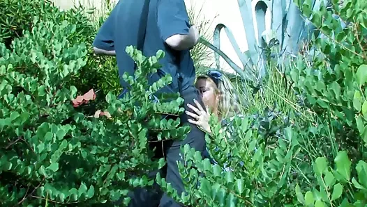 Taze kız Shana Spirit bir sürtük amına almayı seviyor