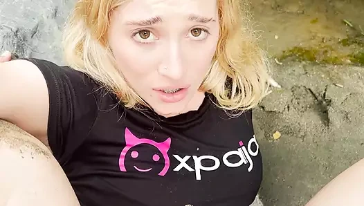 AÇıK HAVADA YABANCıYLA SIKIŞIYOR