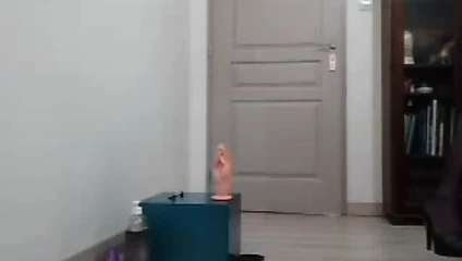 une mains pour la truie