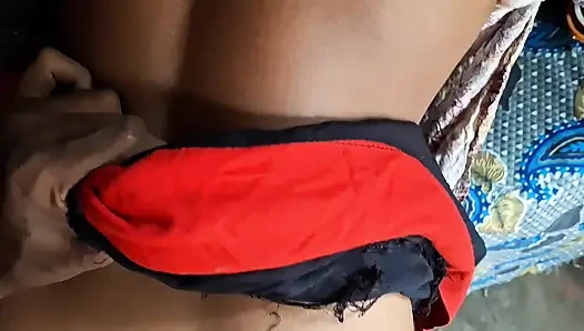 Hintli yenge tarzı anal seks Hintli koca evli kadın