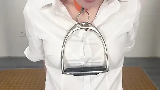 An Office Lady, After Work, Secretly Asks Her Host for a Job Appointment Behind Her Boyfriend's Back