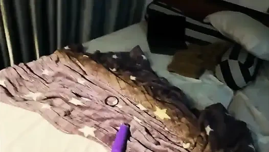 Evli kadın ev yapımı eğlence