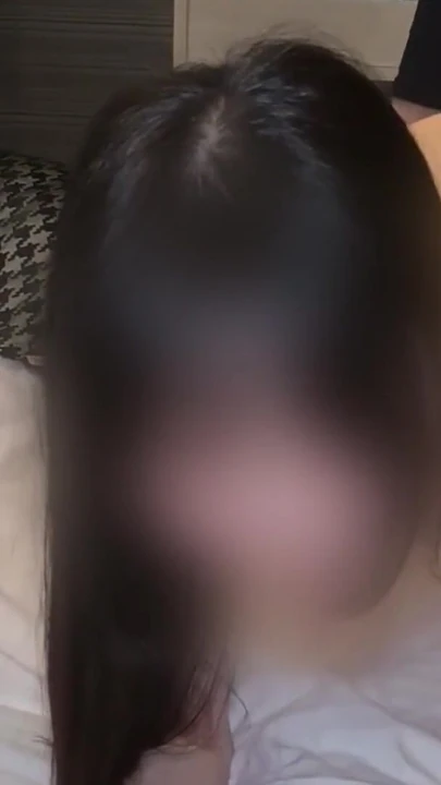 Незабываемый момент из "Домашнее видео: наслаждаясь грубым сексом и кримпаем, жесткий трах в миссионерской позе и раком"