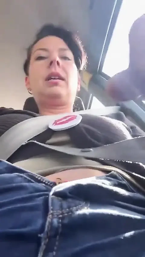 Çok azgındım, kendimi getirtmek için yolun kenarına çekmek zorunda kaldım.