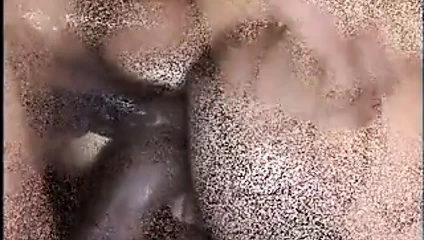 Sadakatsiz eşler.....karınıza iyi bakın.....