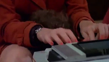 Sapık ofis acemi başlatır