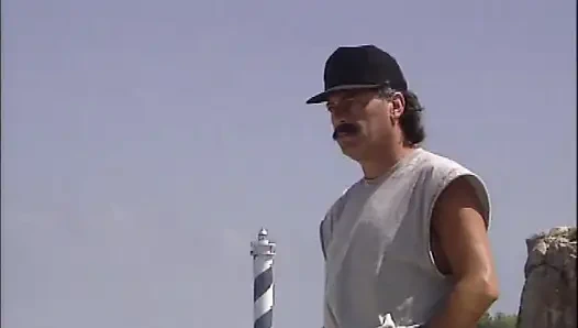 Büyük Memeli Sarışın Orta Yaşlı Seksi Kadın Yatakta Sikiliyor... Oh Sikiş!