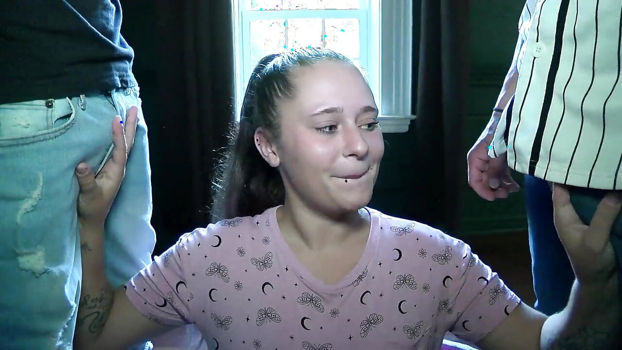 Her iki ucunda da dölleniyor