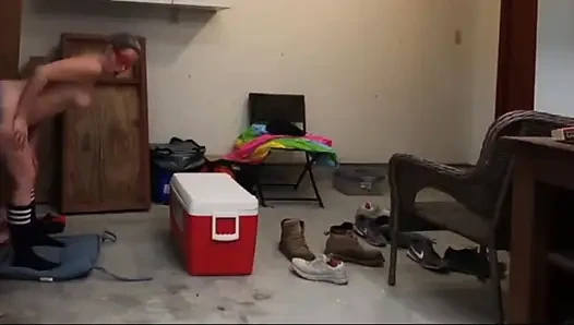 Evli kadının yerel bir hayranla evde ilk deliği