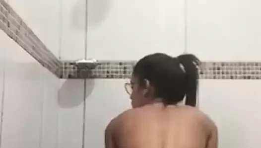 Ana faboola ile canlı parmak görüntülü sohbet